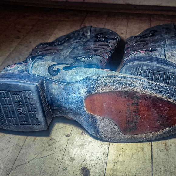 Corral Distressed Leather Embroidered Studded Boots Western Cowgirl Size8 - Picture 3 of 5